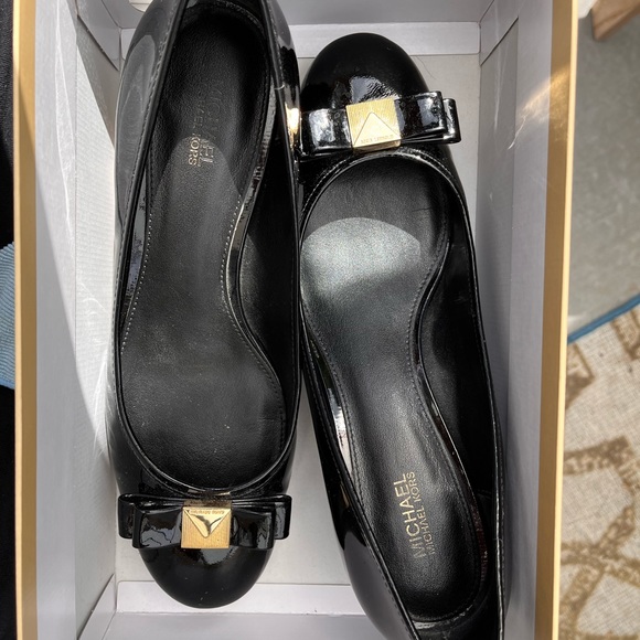 Michael Kors Caroline mid height pump size 8.5 - Picture 4 of 7